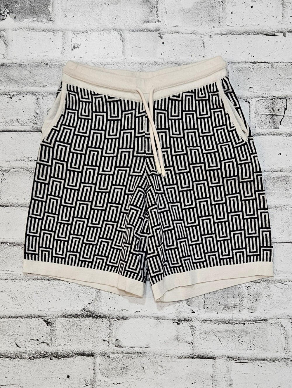 Zara Geometric Knit Shorts Black White Drawstring Casual Lounge Shorts